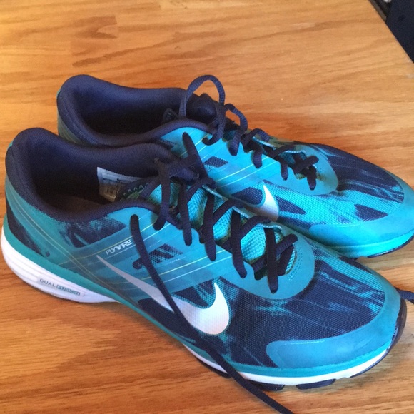 nike flywire dual fusion